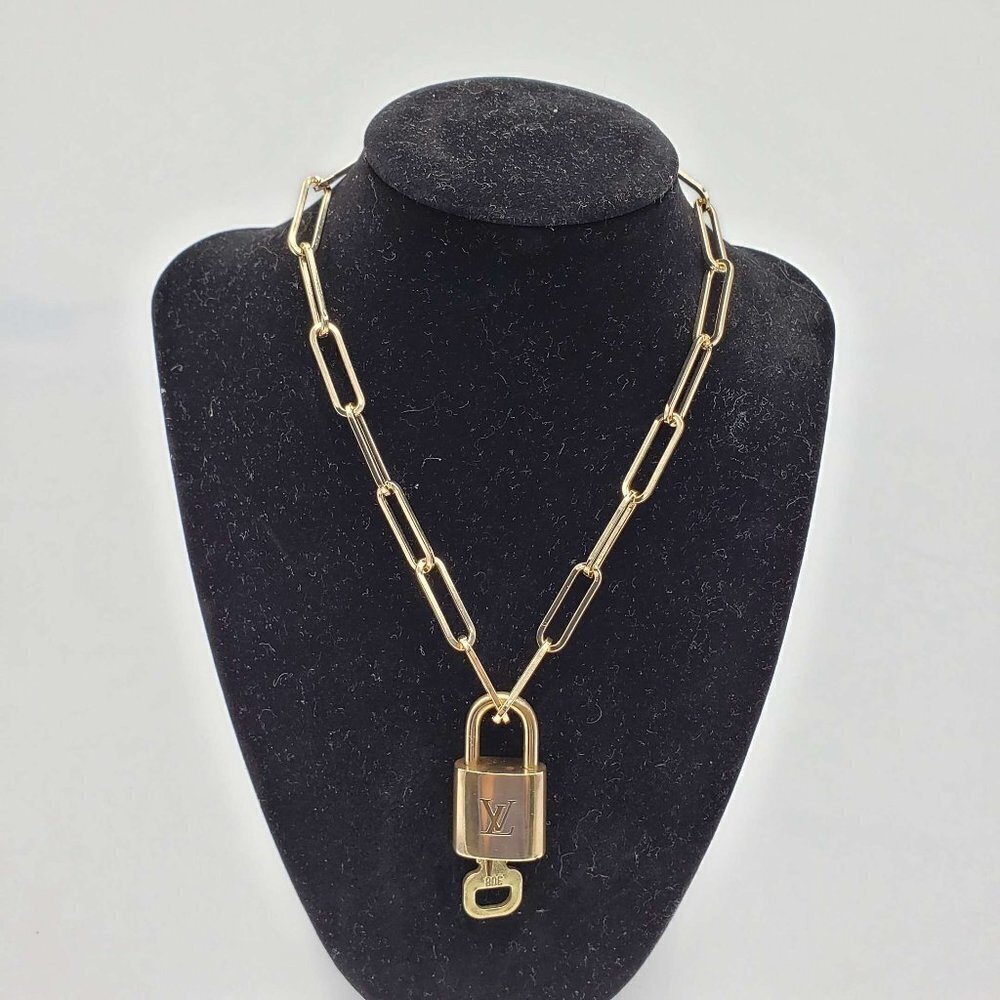 100% Auth Louis Vuitton Lock and Key Gold Color with Gold Plated Chain Necklace